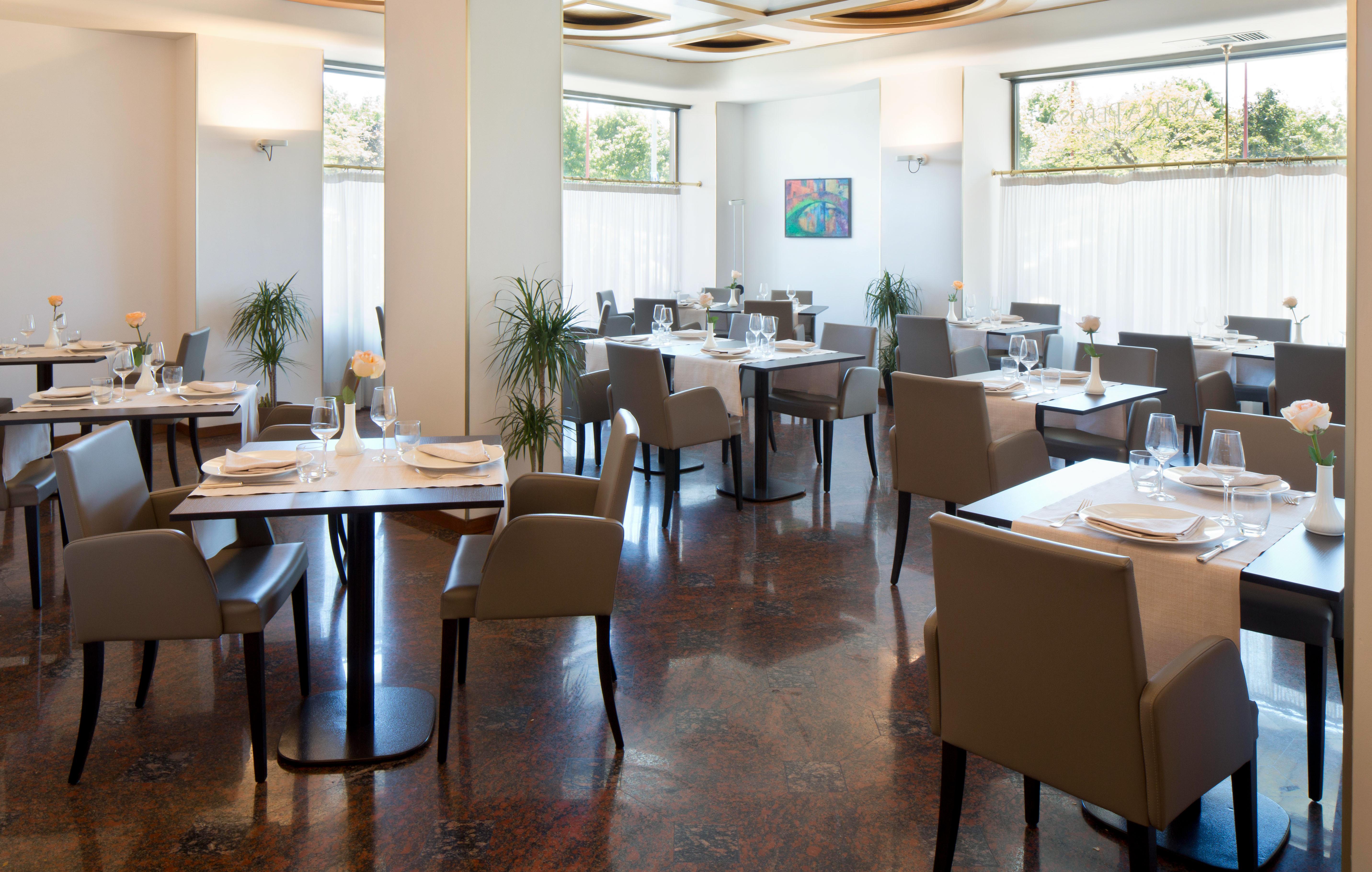Starhotels Cristallo Palace Bergamo Exterior photo
