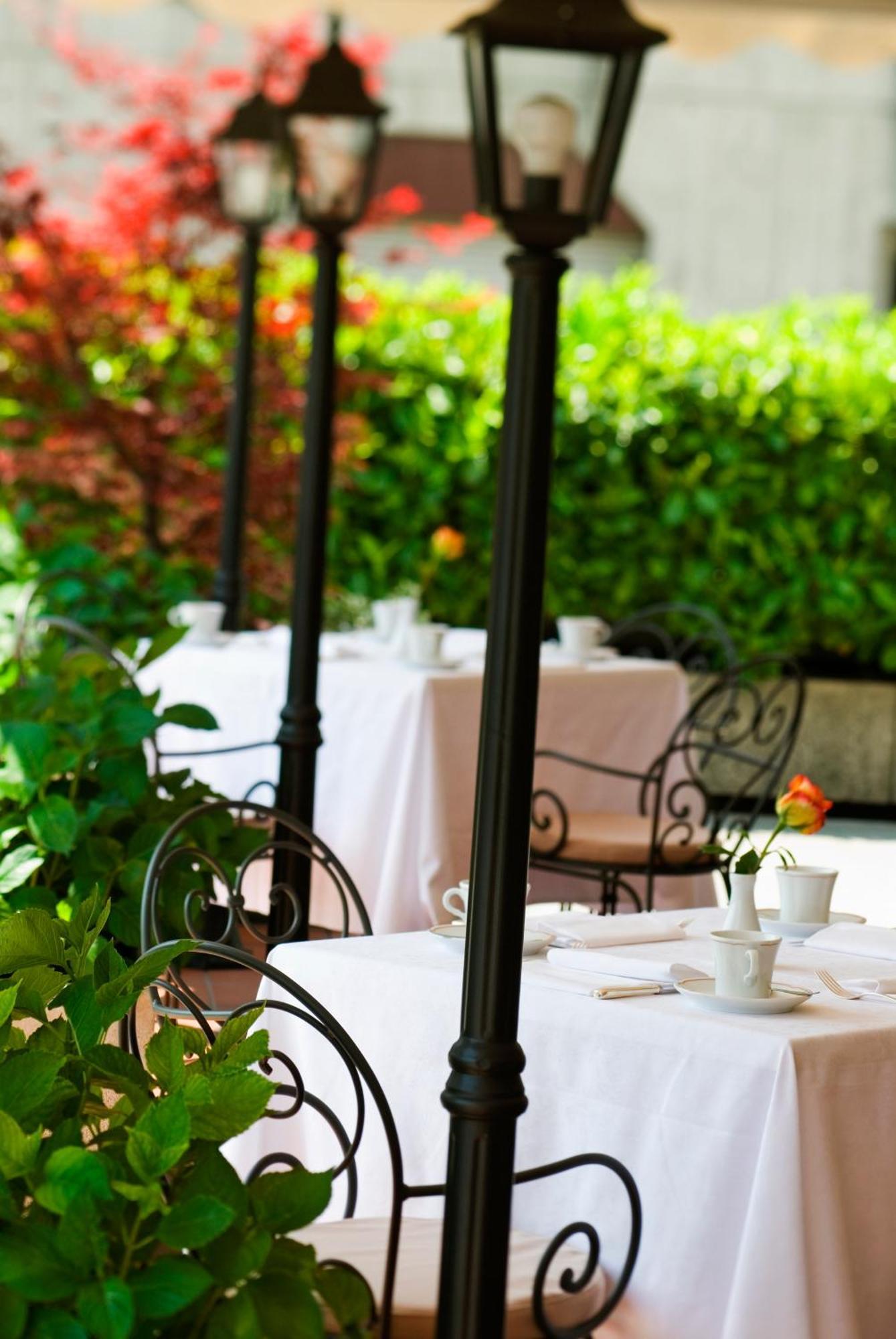 Starhotels Cristallo Palace Bergamo Exterior photo