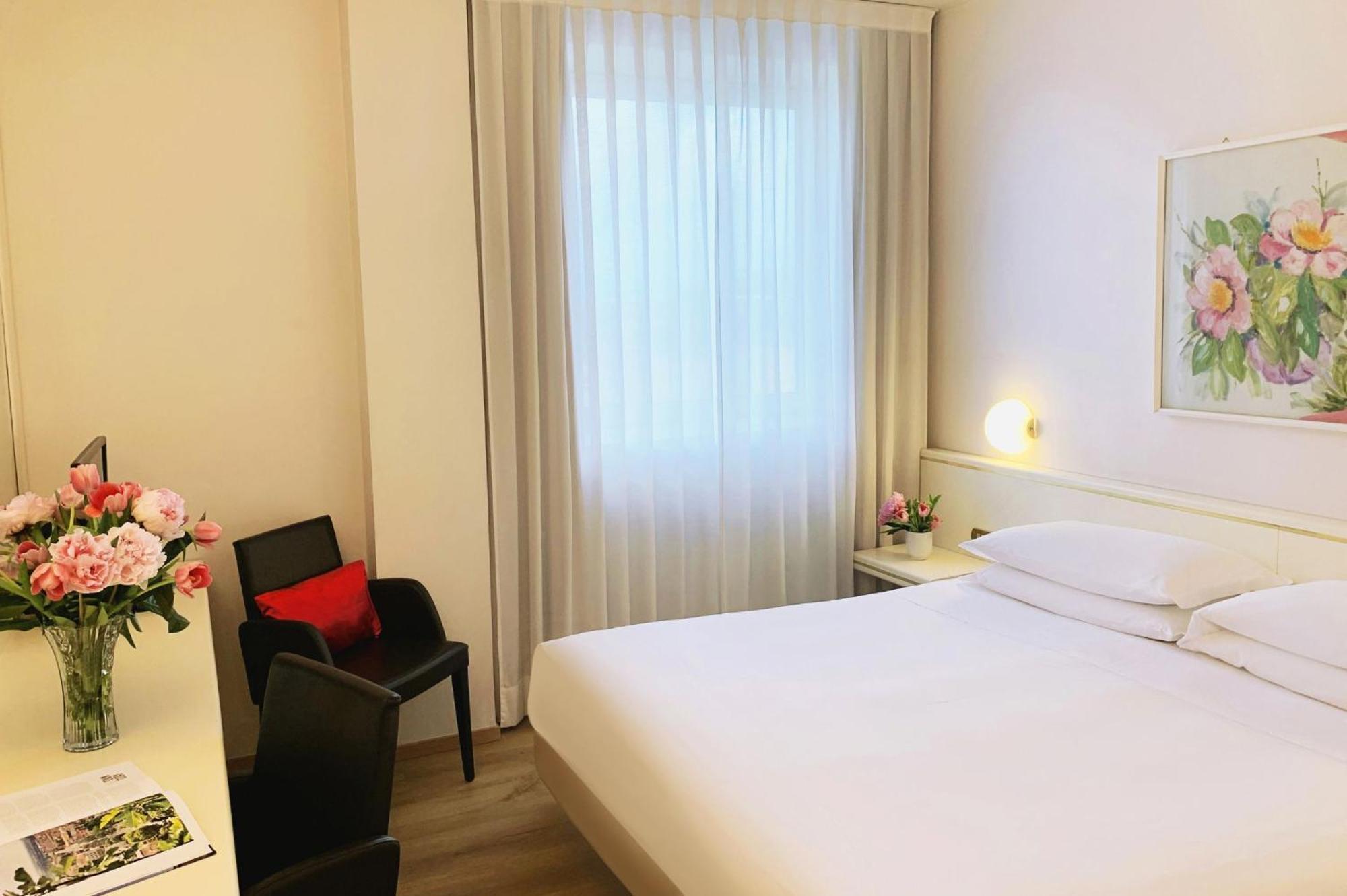 Starhotels Cristallo Palace Bergamo Exterior photo
